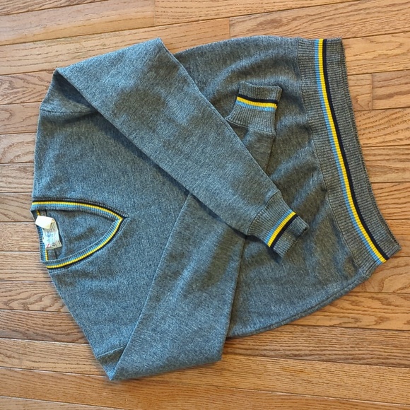 Vintage Varsity Gray Stripe Wool Sweater - Picture 9 of 16